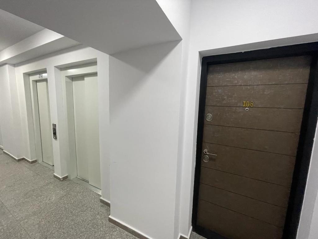 Moghioros Residence C3 Bukarest Exteriör bild